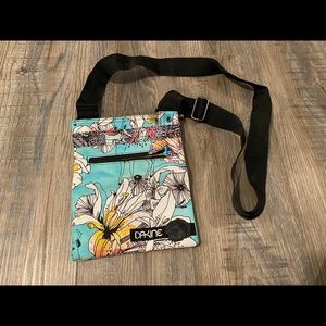 Dakine Shoulder Bag